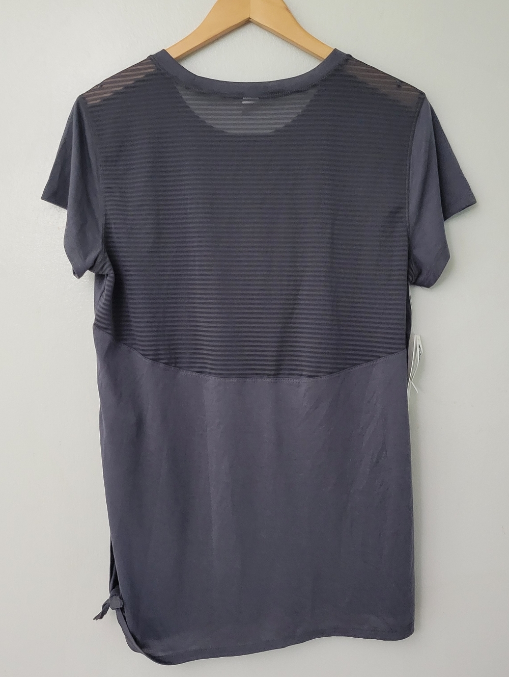 NWT Old Navy Active mesh Back Activewear Casual Gray Tshirt Size Large - Picture 4 of 7